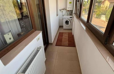 Alquiler de un cómodo apartamento de 1 habitación con cocina independiente y balcón, Chiajna, Bucarest, Rumanía